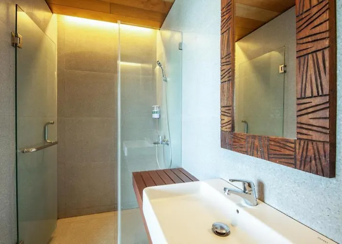 Luxurious 2br With Private Pool & Rice Field Views In Villa *